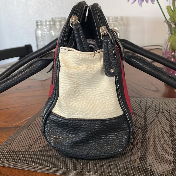 Chaps Red, White, and Blue Bag - Picture 2 of 8